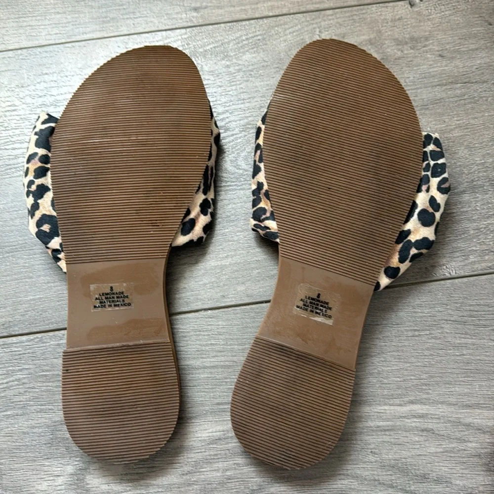 Adorable animal print shoes - Picture 3 of 3